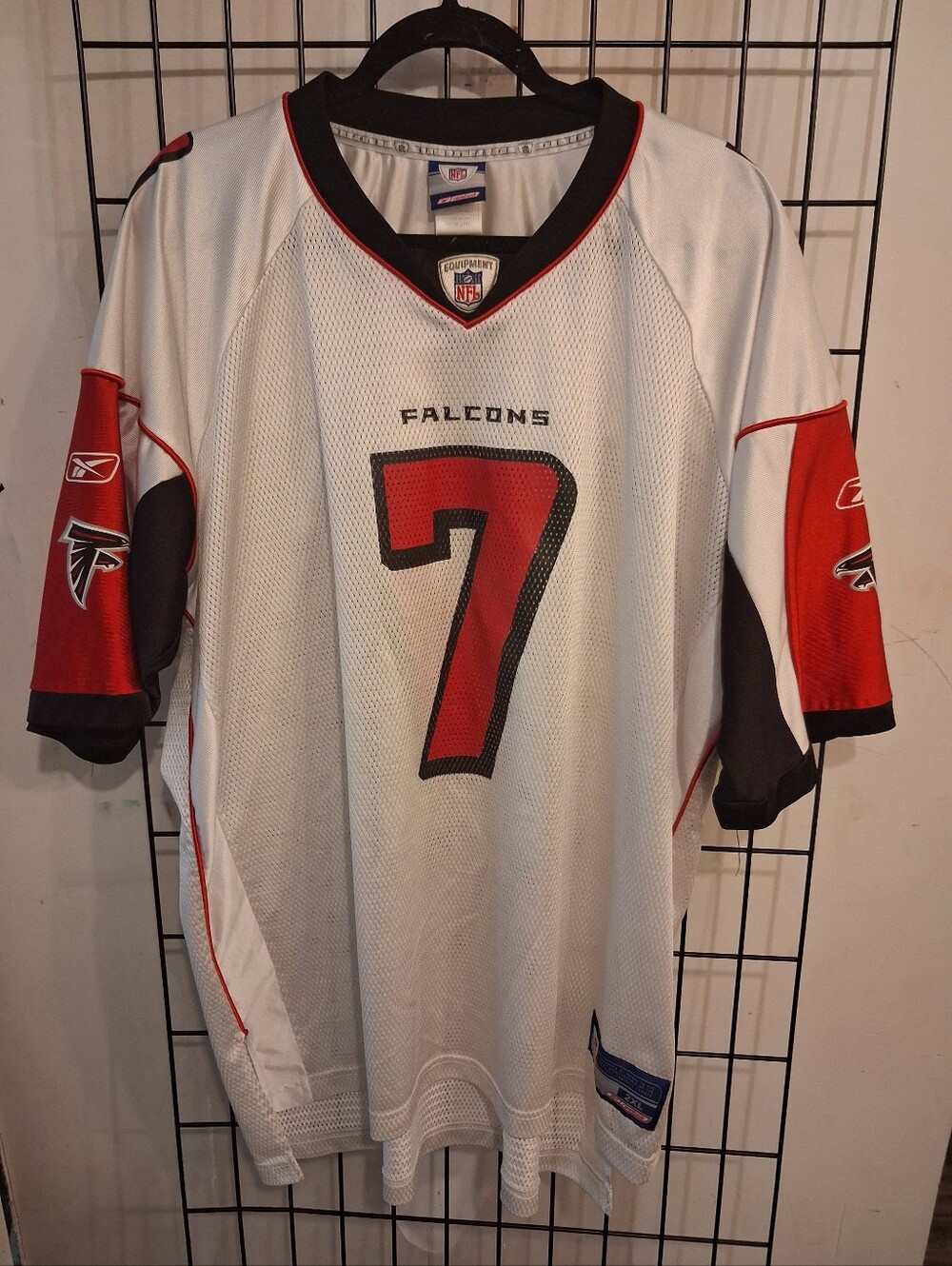 Vintage Reebok Atlanta Falcons Football Jersey Michael Vick #7